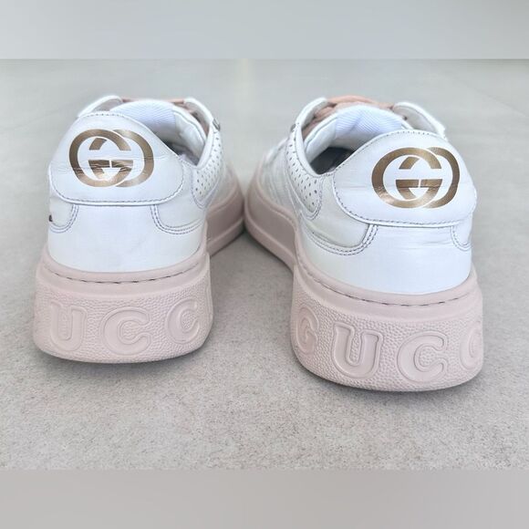 Gucci White Jumbo GG Embossed Leather Low Top Sneakers size EU 39.5 US 9.5 - Picture 2 of 15